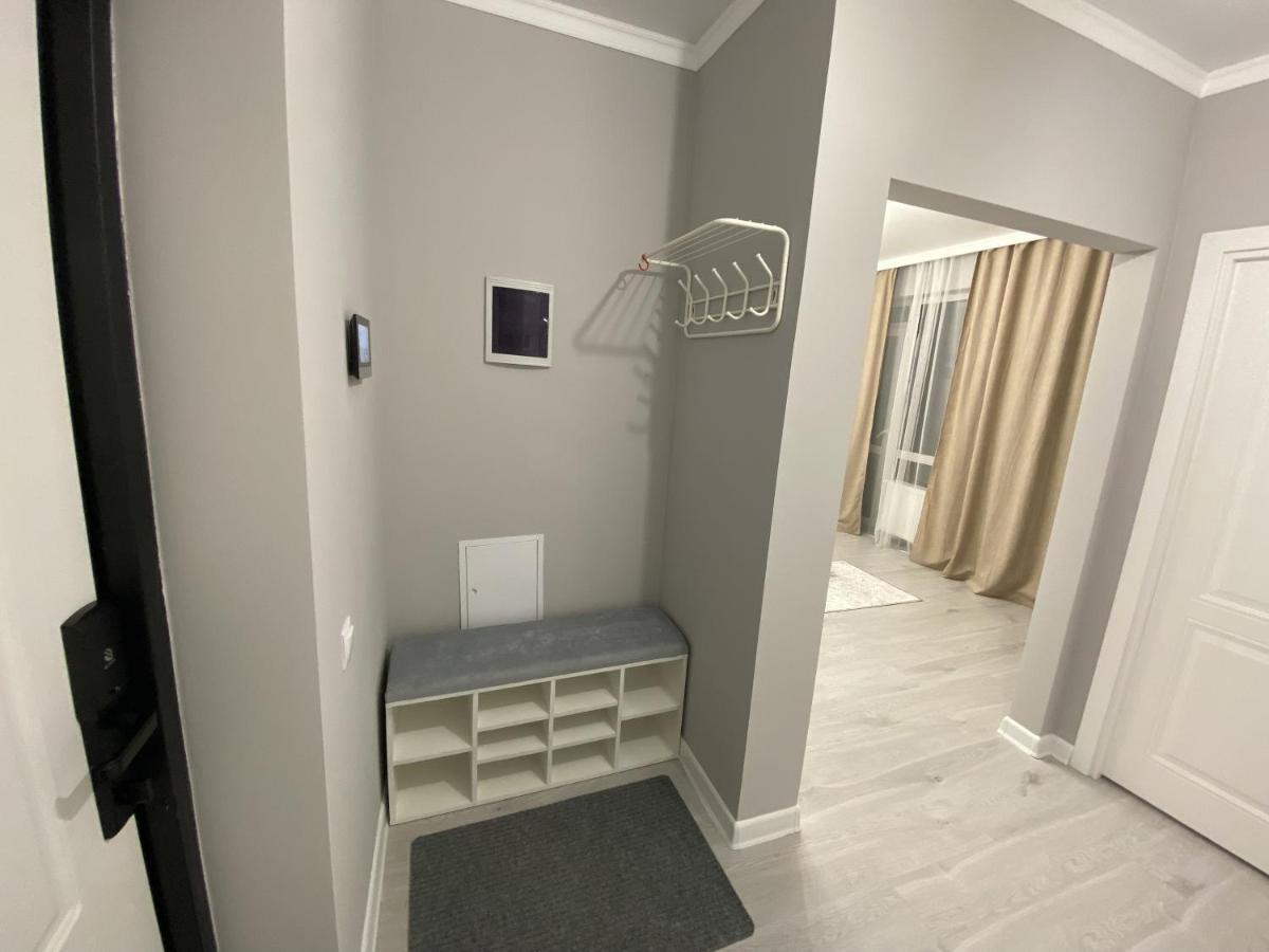 Уютная 1 Комнатная Freedom Apartment อัสตานา ภายนอก รูปภาพ
